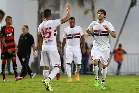 Vitoria v Sao Paulo - Brasileirao Series A 2014