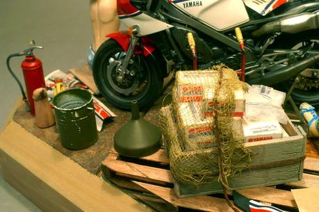 Diorama - Yamaha RZV 500 (Tamiya) & Scratch figure by Masashi Kohara