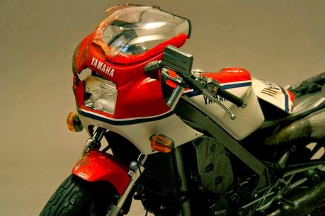 Diorama - Yamaha RZV 500 (Tamiya) & Scratch figure by Masashi Kohara