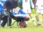 (VIDEO)Funny tackle... only Sunday League Football