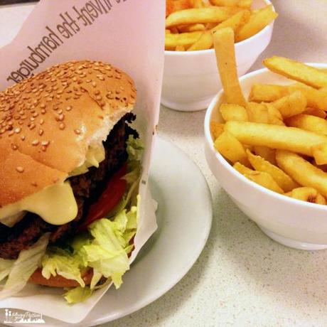 dublin-travel-following-your-passion-eddie-rockets-hamburgher copy