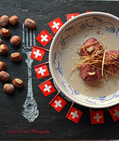 Beer cheese soup con gnocchi di pane alla barbabietola #noiCHEESEamo