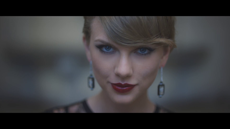 Taylor Swift super autoironica nel video di Blank Space