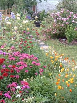 Creatività e fantasia sono il segreto dei giardini privati più belli!