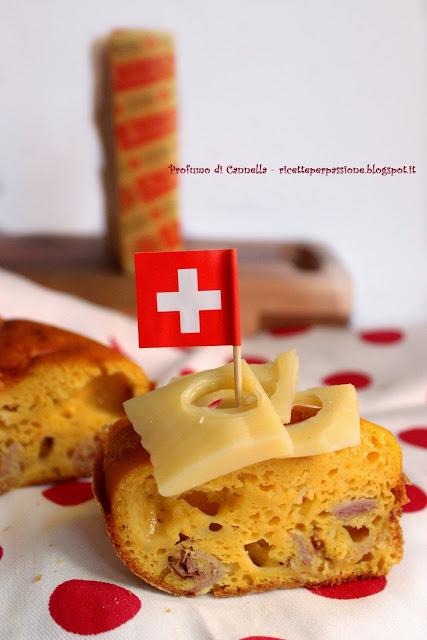 Ciambella rustica alla zucca con speck ed Emmentaler DOP - il formaggio svizzero CON i buchi