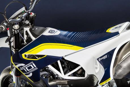 Husqvarna 701 Supermoto 2015