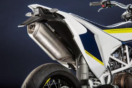 Husqvarna 701 Supermoto 2015