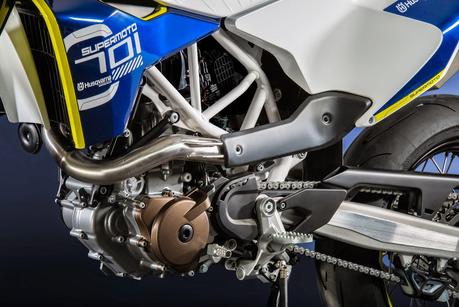 Husqvarna 701 Supermoto 2015