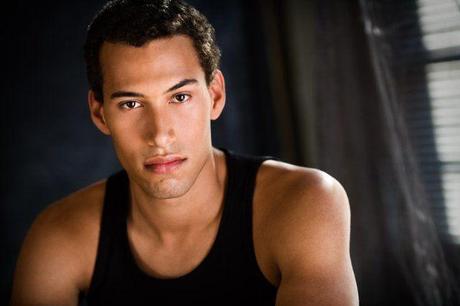 The Flash: Luc Roderique entra nel cast   The Flash The CW Luc Roderique 