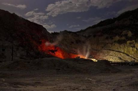 PASSEGGIATE NOTTURNE AL VULCANO SOLFATARA DI POZZUOLI