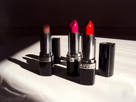 Avon Ultra Colour Bold Lipstick