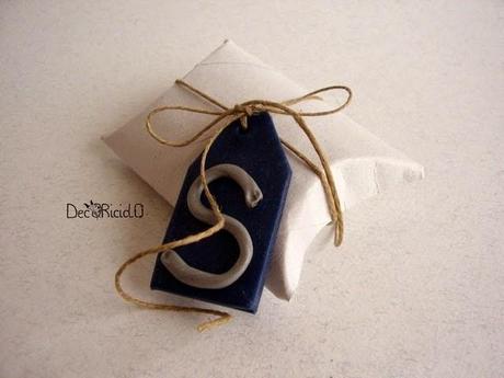 Etichetta chiudi-pacco di cernit