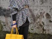 Outfit egg-shape coat yellow