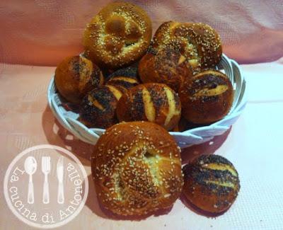 Laugenbrot e bretzel unico impasto