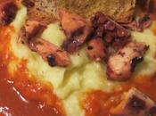 Polpo, patate salsa peperone rosso