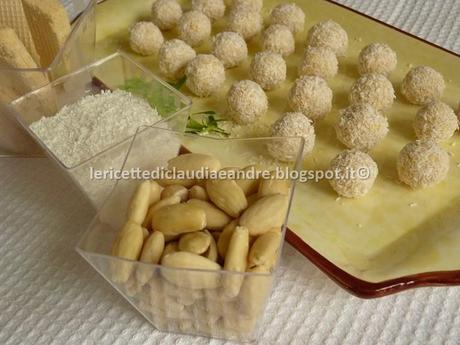 Mini bon bon Raffaello con cioccolato bianco al corn flakes