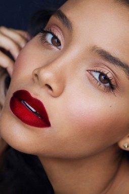 ROSSO: dall’outfit al make up, e non solo a Natale