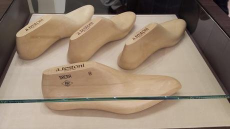 A. Testoni riapre a Milano