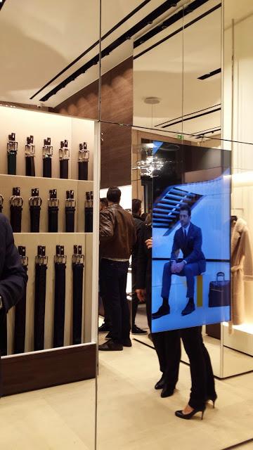 A. Testoni riapre a Milano