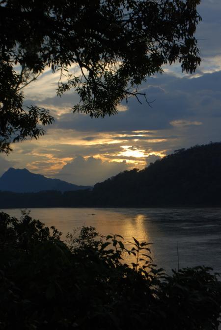 Tramonto sul Mekong, Luang Prabang (foto di Patrick Colgan, 2014)