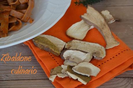 Tagliatelle di castagne ai funghi porcini