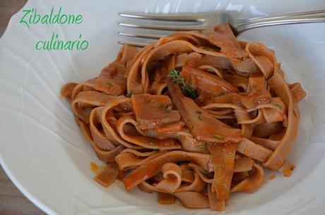 Tagliatelle di castagne ai funghi porcini