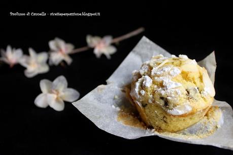 Muffin alle mandorle con prugne secche e profumo di mandarino - delicata carezza