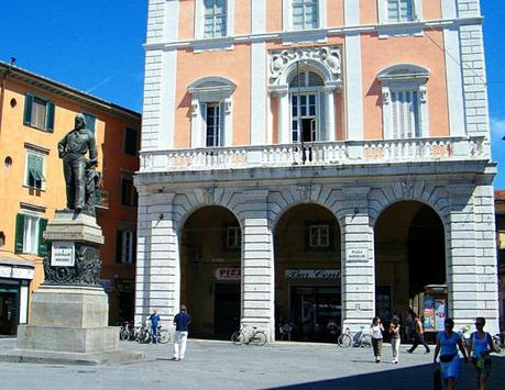 Pisa - Piazza Garibaldi 