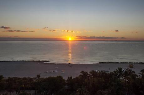 Giuliette Brown - Miami -1001, alba sulla spiaggia