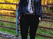 Outfit: Pantaloni cavallerizza, stringate paillettes