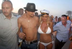 pamela anderson abito da sposa, matrimonio, wedding, celebrities