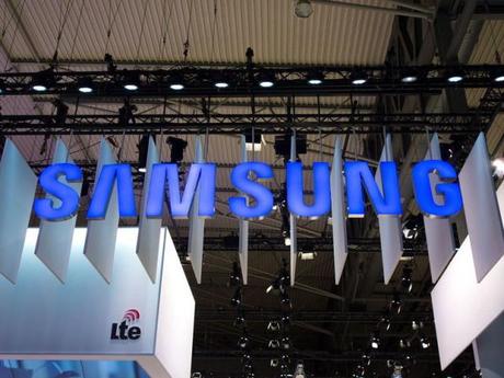 Samsung ridurrà il numero di smartphone nel 2015