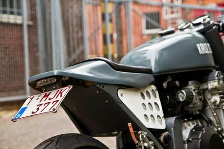 Triumph Daytona 1000 1992 by Kruz Company