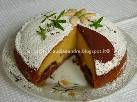 Torta margherita con crema al cacao e mandorle