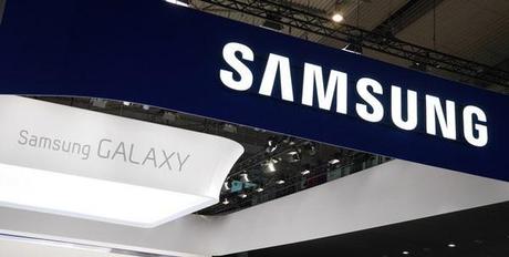 Samsung lancerà lo smartphone con display flessibile nel 2015