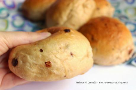 Panini morbidi con le gocce di cioccolato - genuina bontà