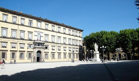 Lucca - Piazza Napoleone