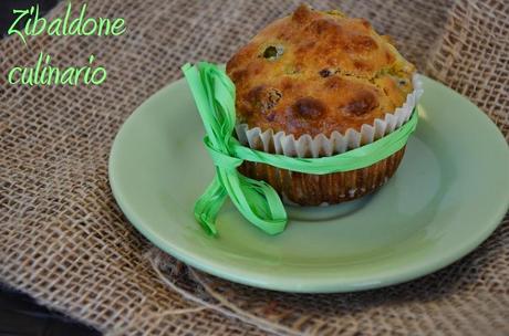 Muffins di mais con guanciale, piselli e  cuore di formaggio erborinato