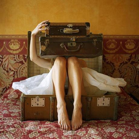 wedding-luggage-courtesy-the-neo-traditionalist