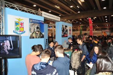 Verona/ La Difesa e “Job&Orienta 2014″: i giovani affascinati dalle stellette.