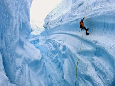 L'altra faccia della montagna: viaggio tra le discipline estreme della nuova stagione invernale