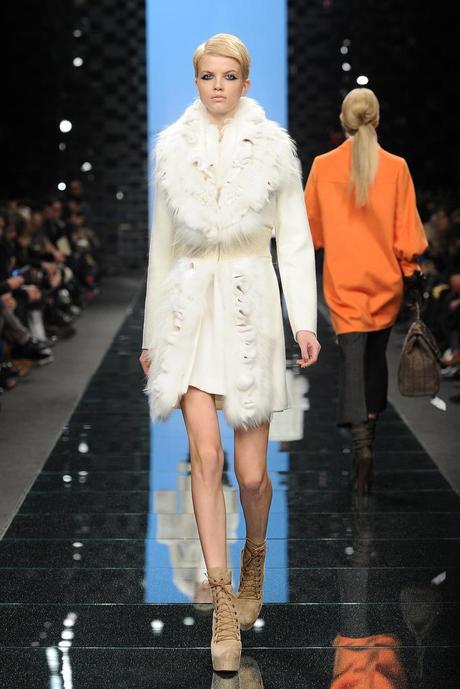 Woman_FW1112_36