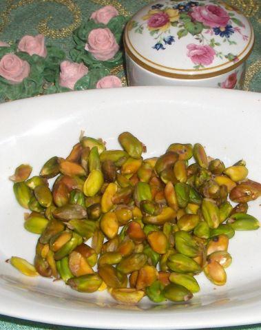 Torta di crema e pistacchi con croccante