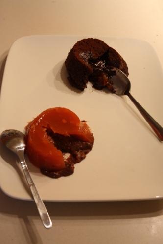 Tortini di cioccolato dal cuore morbido all’arancia