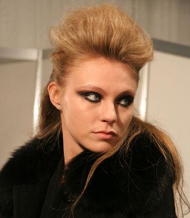 John Richmond beauty backstage A/I 2011-2012 - foto 2 