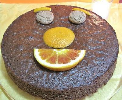UN MONDO DI COCCOLE - TORTA AL CIOCCOLATO CON ARANCIA E AMARETTI - ORANGE SCENTED CHOCOLATE CAKE