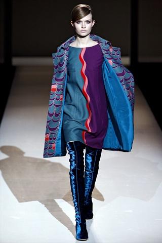 Milano Fashion Week. Alberta Ferretti f/w 11-12.