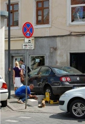 FOTO DEL GIORNO 26 FEBBRAIO 2011 : MONTATE LE GANASCE. RIMOSSE CON IL FAI DA TE