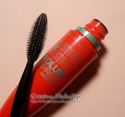 Maybelline - nuovo mascara One by One