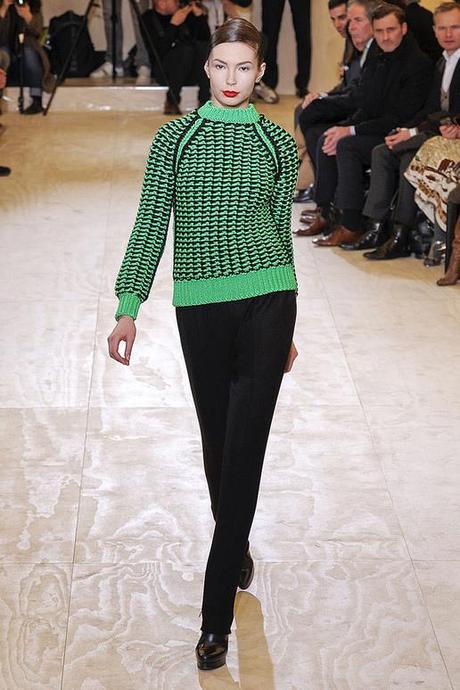 JIL-SANDER-FALL-2011-RTW-PODIUM-010_runway